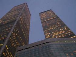 05:55 - Twin Tower (links der Nordturm, unten das Marriott-Hotel)