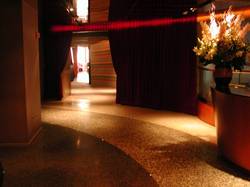 12:31 - Flur-Ebene im Nordturm, vermutlich 106. oder 107. Etage