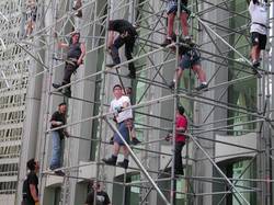 28:32 - Aufführung an der WTC Plaza September 2001. Bühnenaufbau (1)