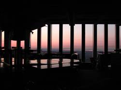 35:28 - Restaurant Windows On The World, Sonnenaufgang, Blick Richtung Osten