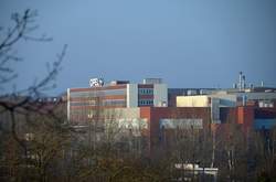 Blick von der Semperstraße auf das alte OPEL-Werk in Bochum-Laer